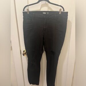 Women’s Old Navy Black Rockstar Super Skinny Jeans